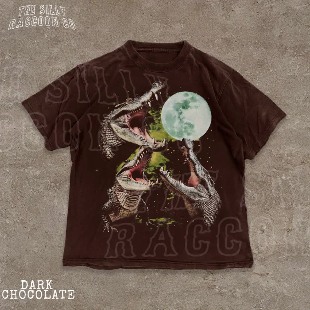 Crocodile Moon Grunge Graphic Tee | Vintage Style Three Gators